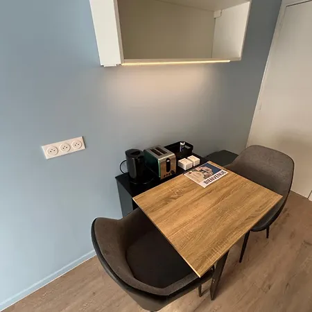 Le D'artagnan - App 9 - Balcon *